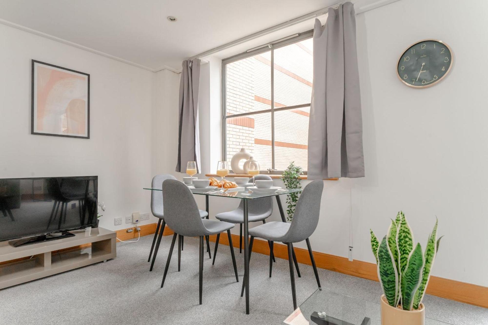 Holborn - 2Br Near Covent Garden -Cityapartmentstay London Ngoại thất bức ảnh